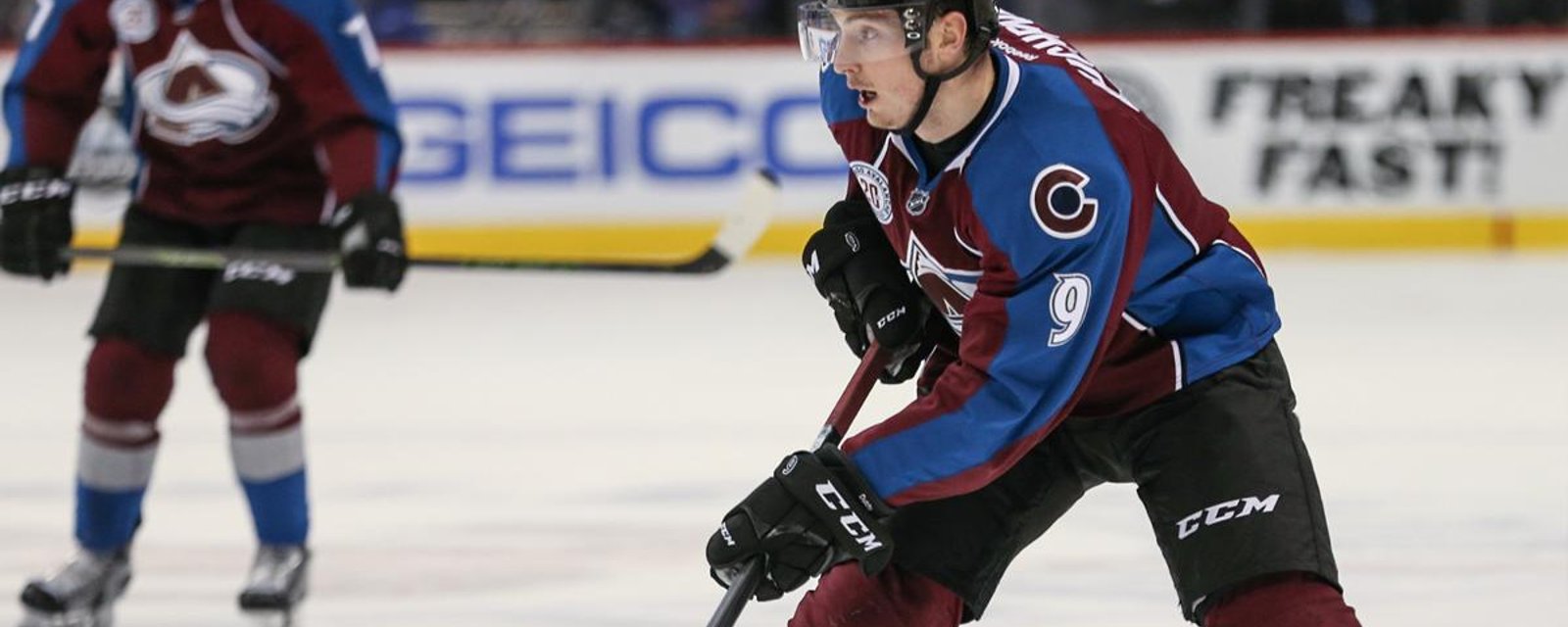 Joe Sakic relance officiellement les rumeurs sur Matt Duchene