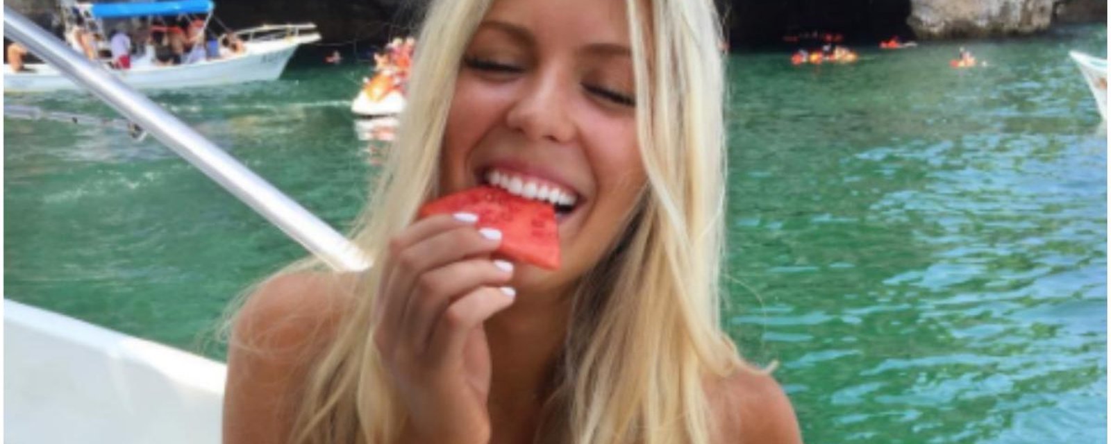 Beatrice Bouchard publie d'incroyables photos d'elle en bikini! 