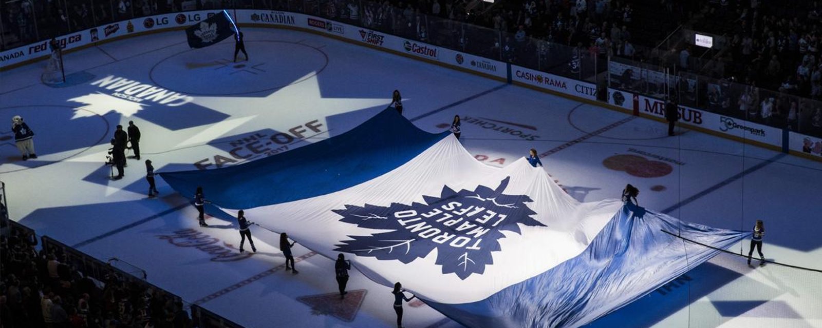 La police fait exploser un colis suspect devant le domicile des Maple Leafs!