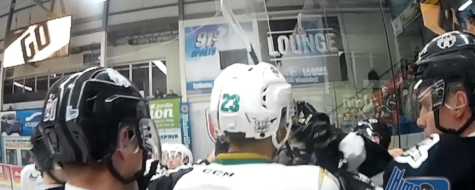 Voyez exactement ce que c'est d'être un arbitre dans la LHJMQ!