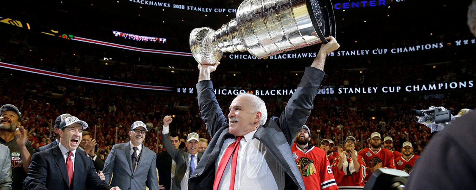 Les Blackhawks congédient Joel Quenneville!