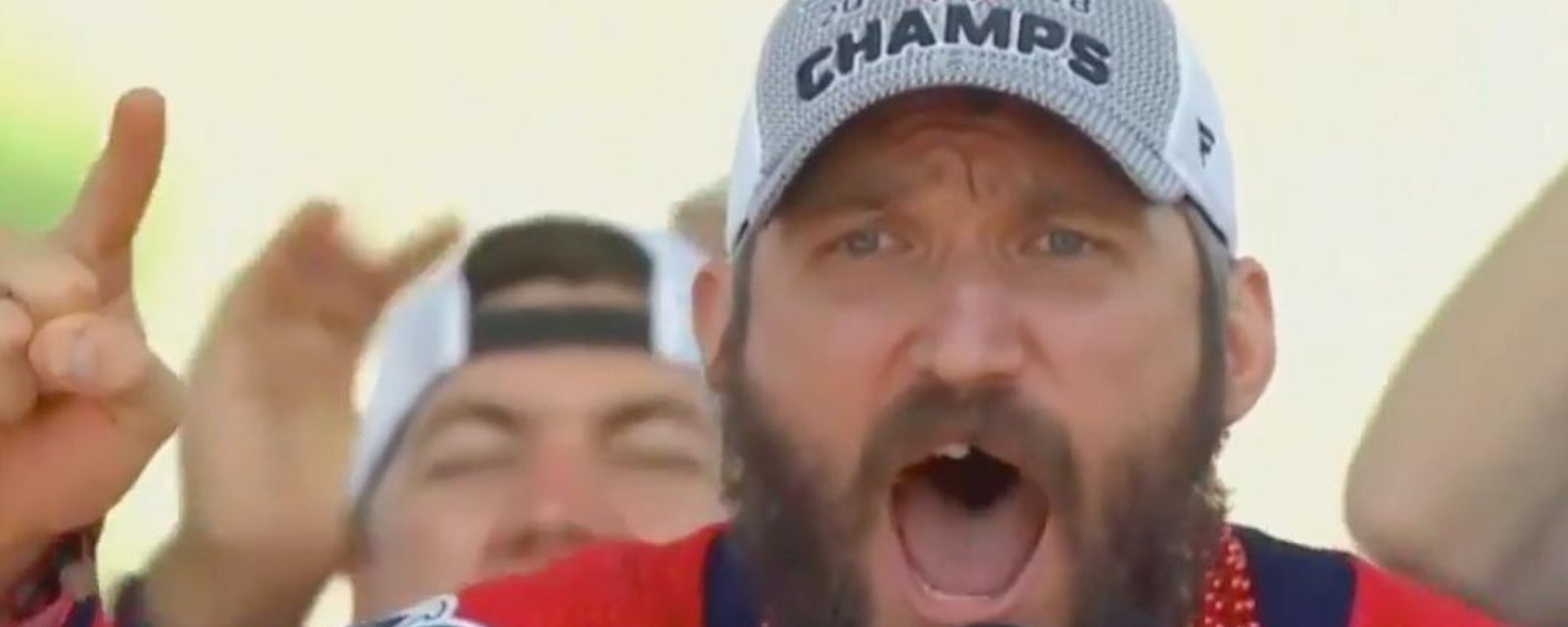 Alex Ovechkin affirme n'avoir jamais été lendemain de veille!