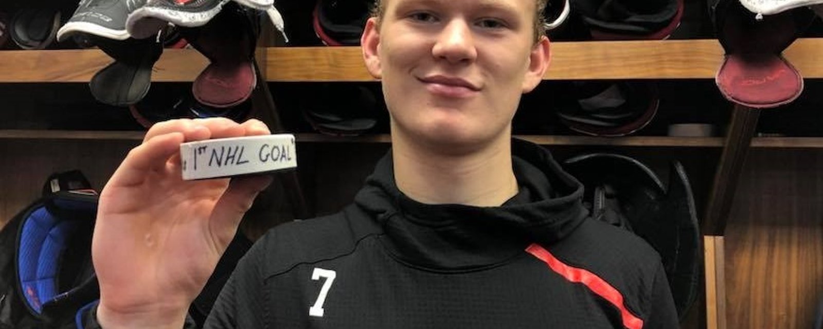 Brady Tkachuk réplique aux accusations de vol de rondelle