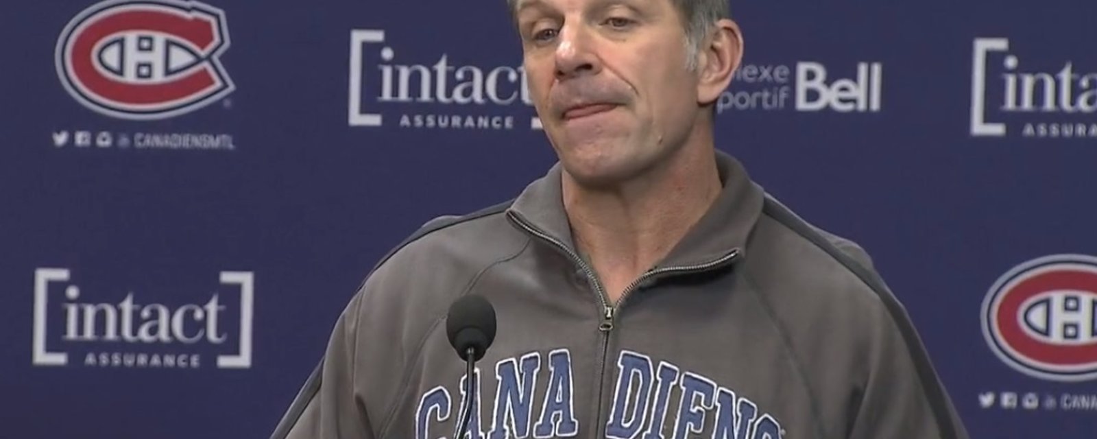 Marc Bergevin est descendu dans la chambre pour s'adresser à ses joueurs