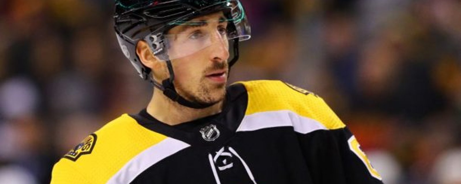 Brad Marchand fait une nouvelle victime chez les Hurricanes
