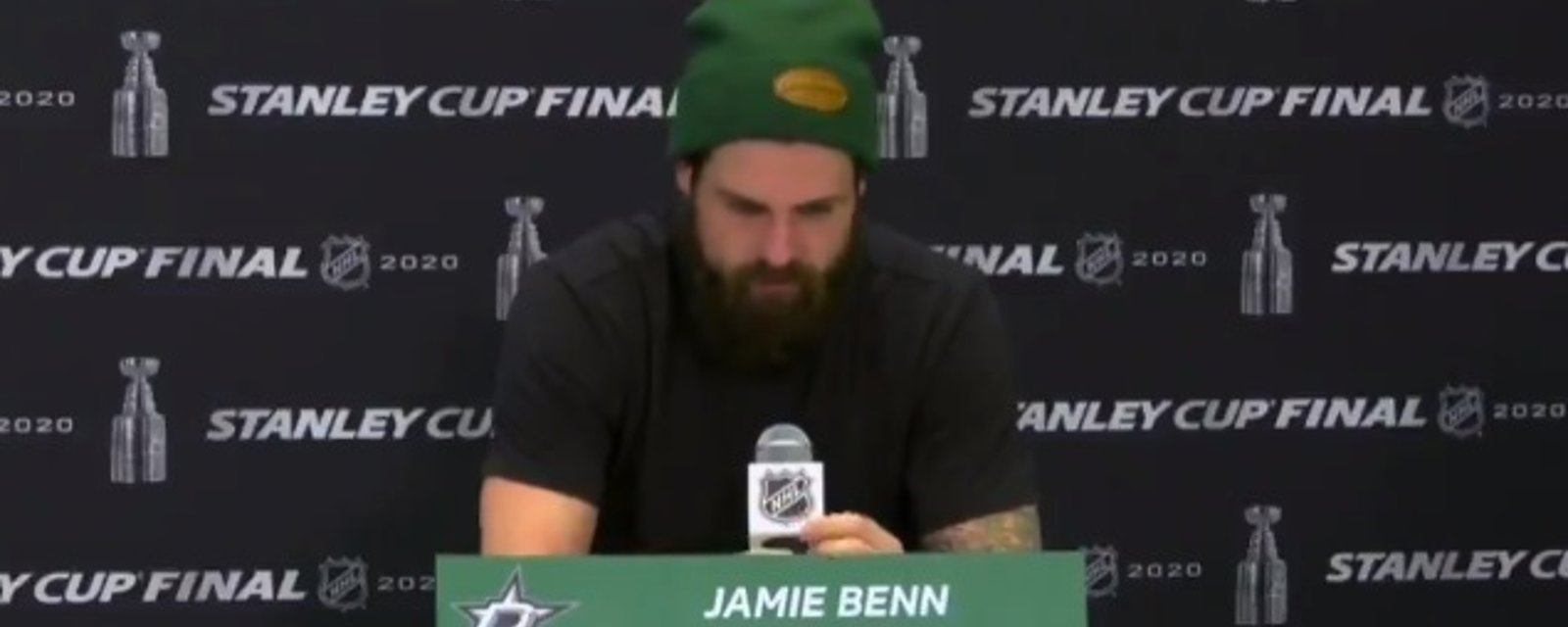 Dévasté, Jamie Benn est incapable de répondre aux questions