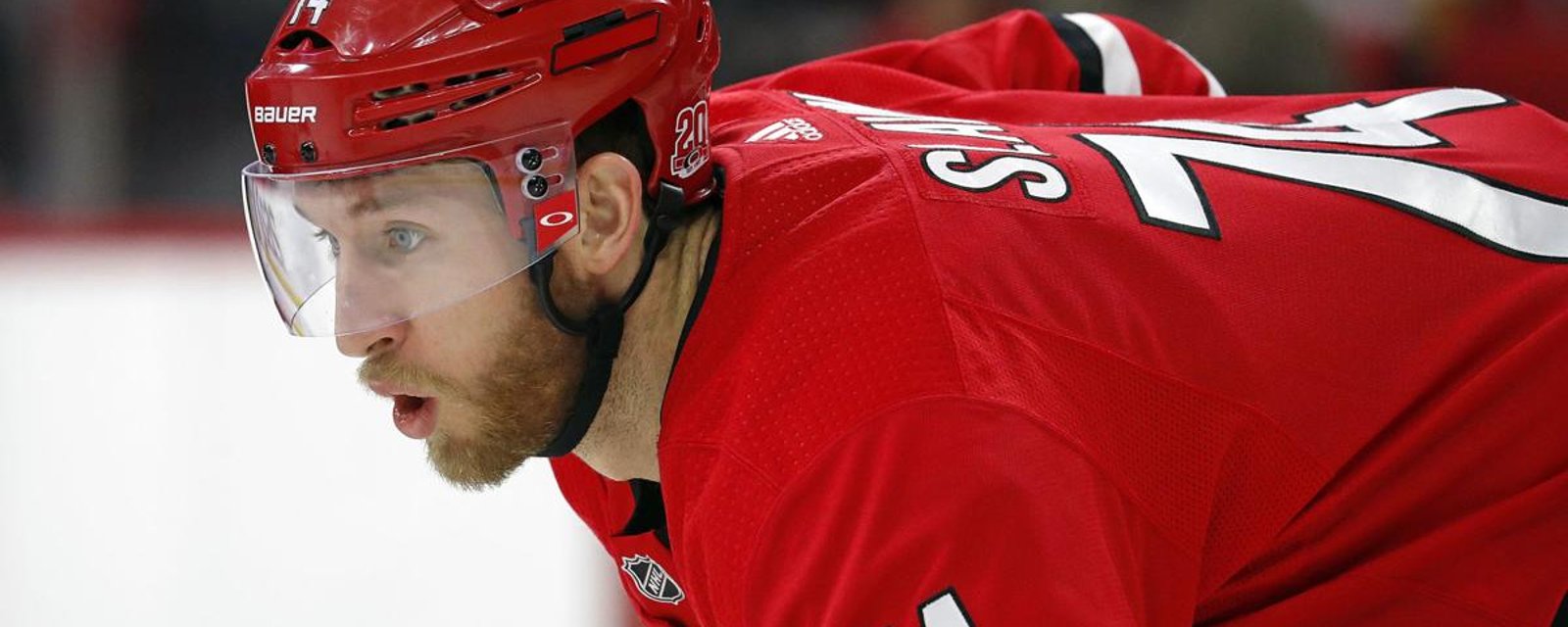 Jaccob Slavin remporte le trophée Lady Byng