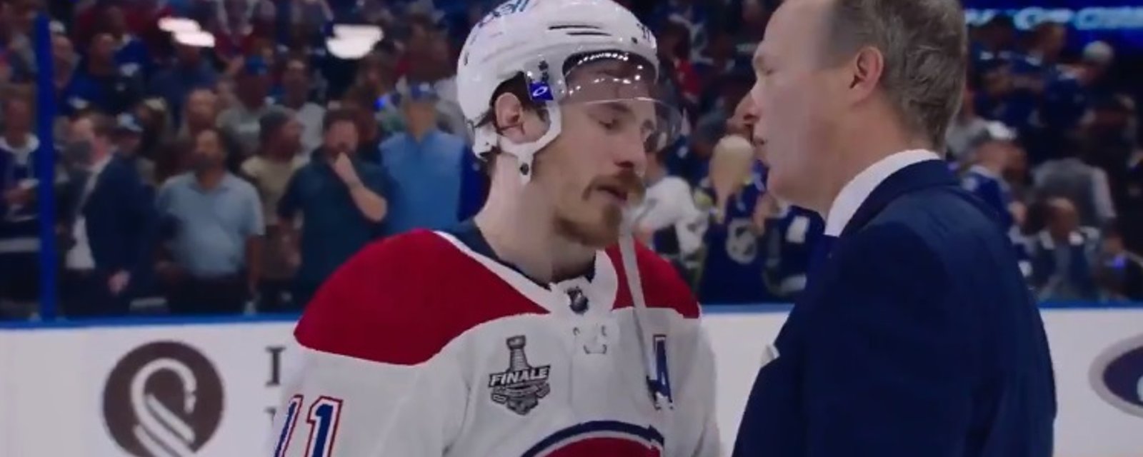 On sait maintenant ce qu'a dit Jon Cooper aux joueurs du Canadien durant la poignée de main