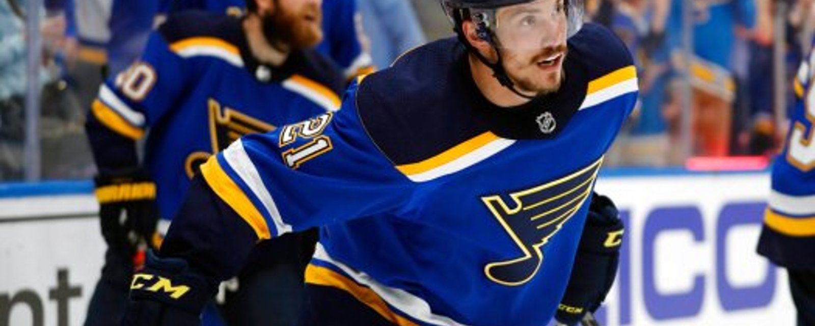 Tyler Bozak signe un nouveau contrat et reste à la maison