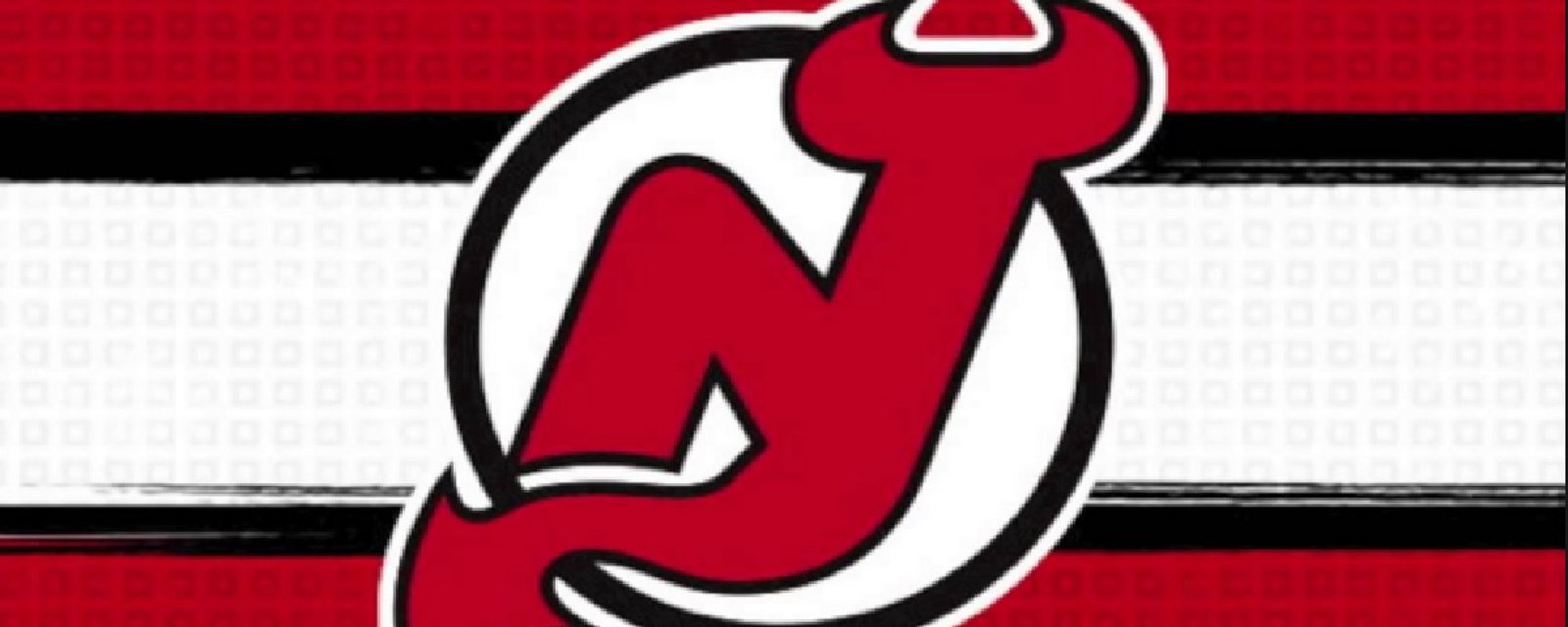 Les Devils dévoilent officiellement leur nouveau chandail et l'internet explose