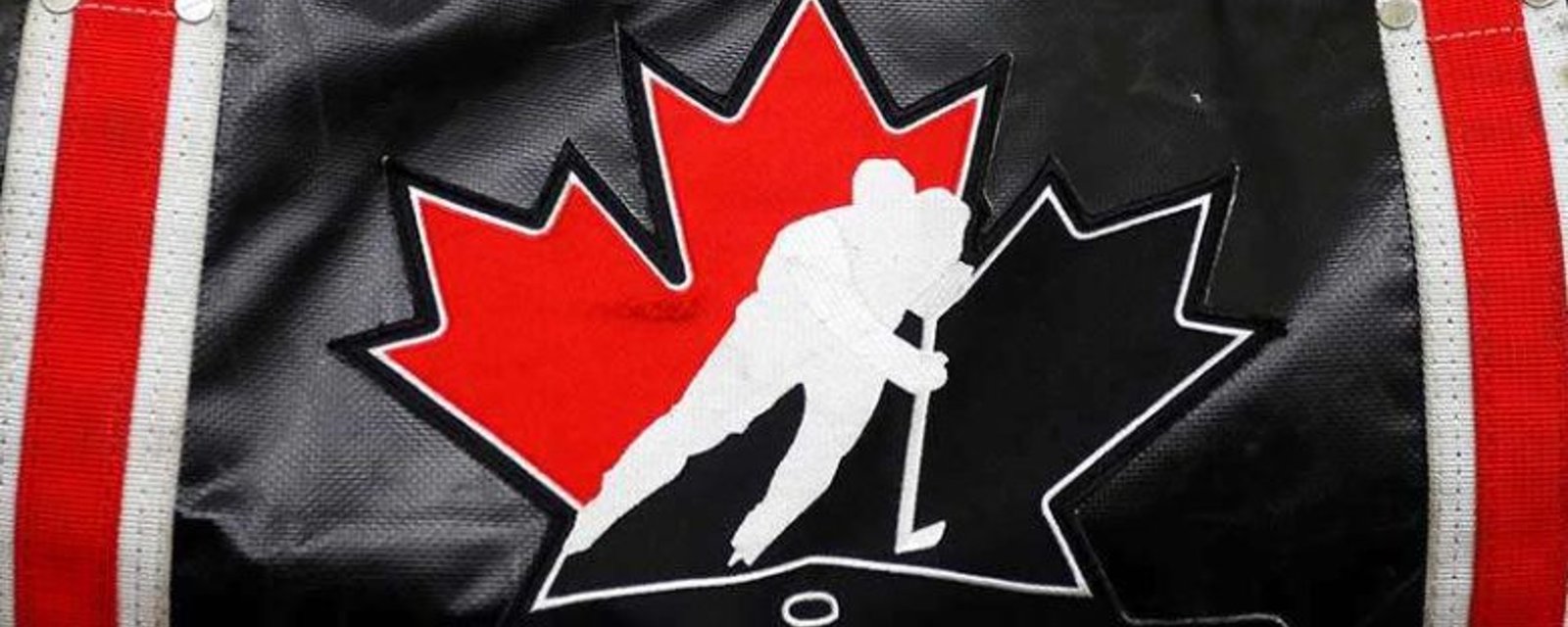 Voyez les trios au premier entraînement d'Équipe Canada junior