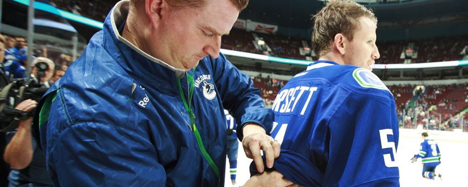 Une partisane a sauvé la vie du gérant d'équipement des Canucks de Vancouver