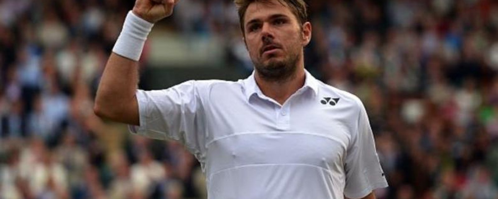 Une scène digne de slapshot... au tennis!