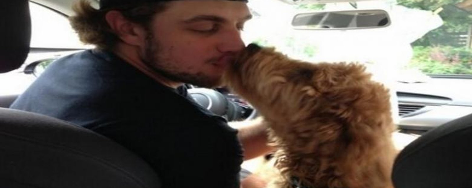 Anze Kopitar amène son chien à la pratique des Kings!