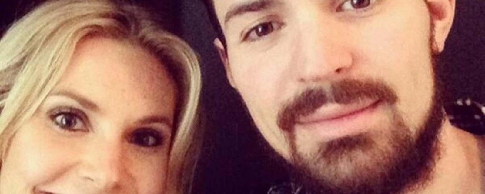 Angela, la femme de Carey Price, révèle un secret à propos de son mari...