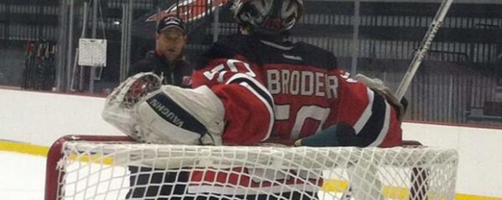 VIDÉO: Les 3 fils de Martin Brodeur au camp de développement des Devils!