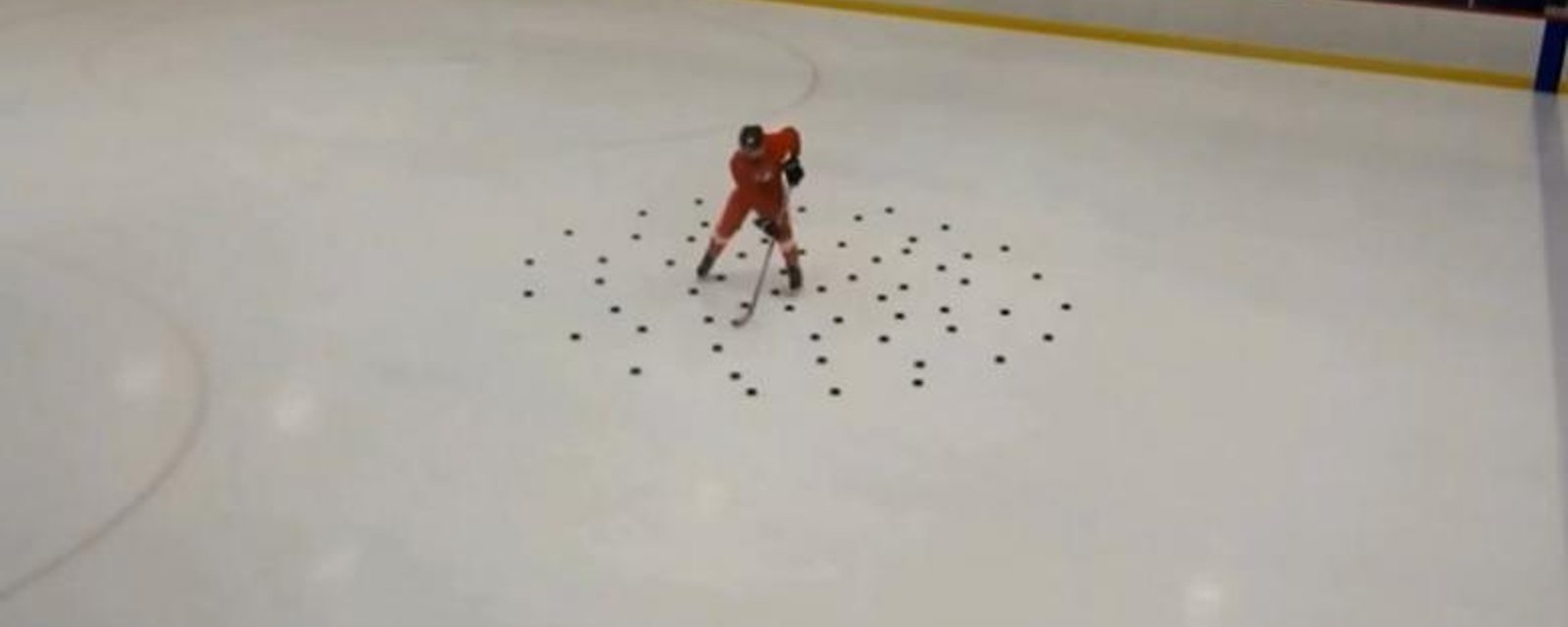 VIDÉO: Pavel Barber, un magicien avec la rondelle!