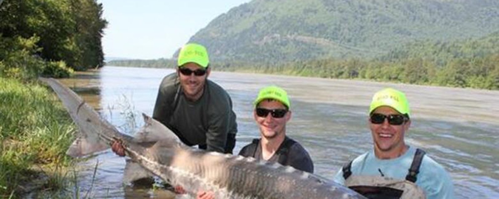 PHOTOS: Les joueurs de la LNH pêchent des monstres durant leurs vacances!