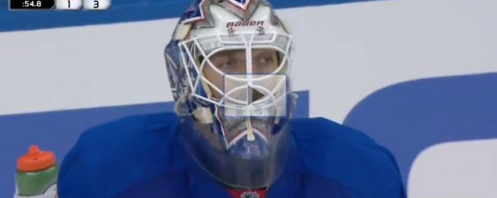 Henrik Lundqvist reçoit une ovation debout au MSG!
