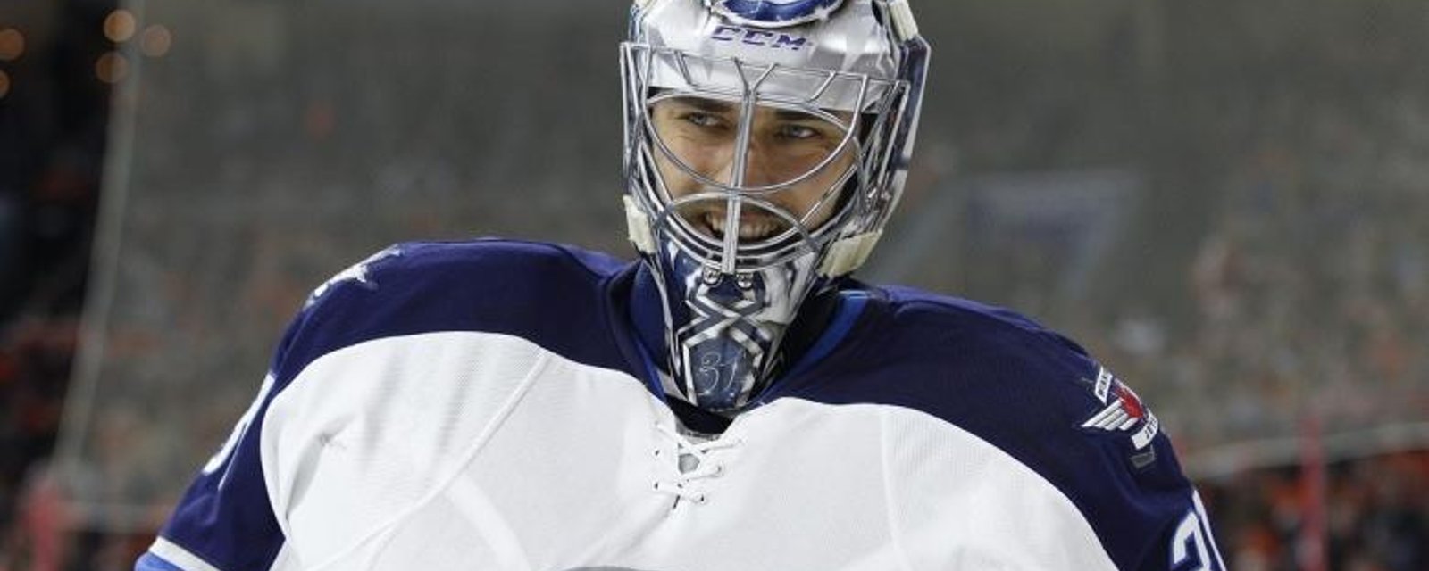 Ondrej Pavelec unveils his new mask for the World Cup!