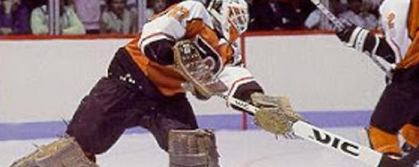 On this day: Hextall becomes first goalie to score by shooting