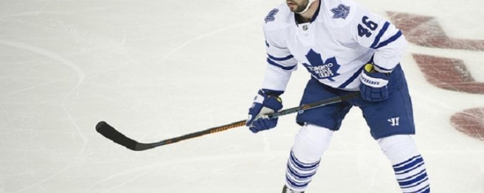 Leafs defenseman leaves game with injury