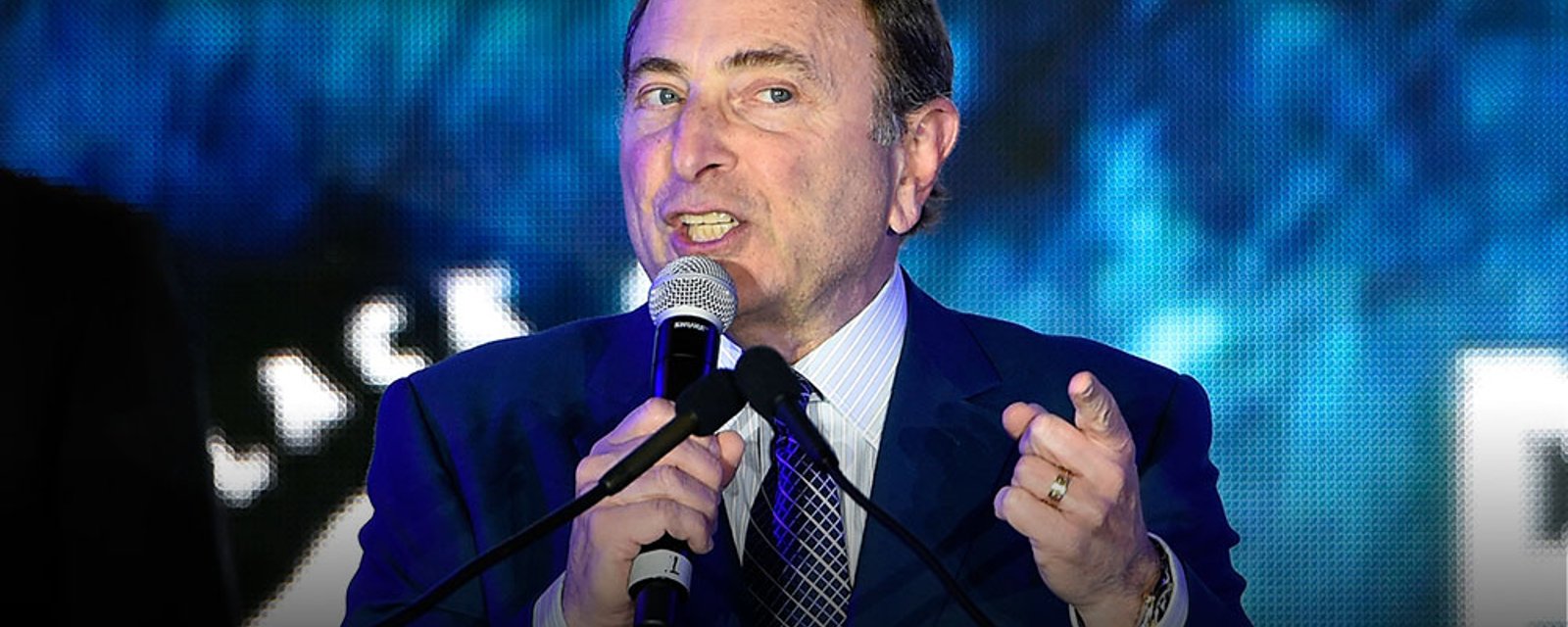 Report: Potential NHL owner spotted at City Hall meeting 