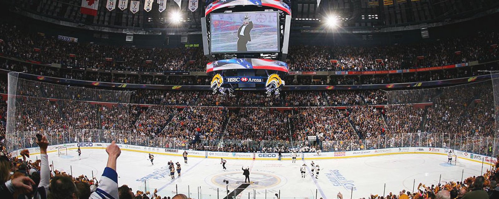 Report: Top prospect and Calder candidate expected to stick with NHL team