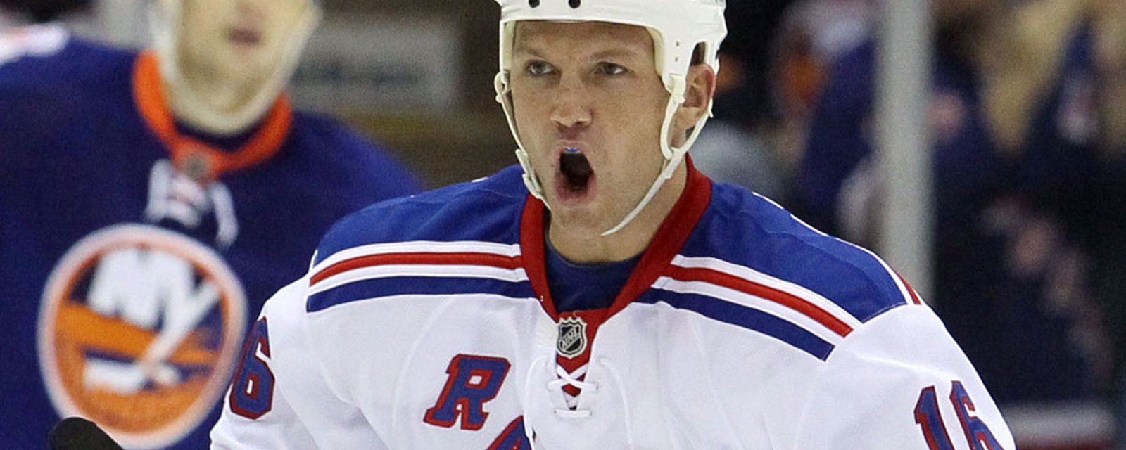 Controversial Sean Avery completely DESTROYS Tortorella in his book! 