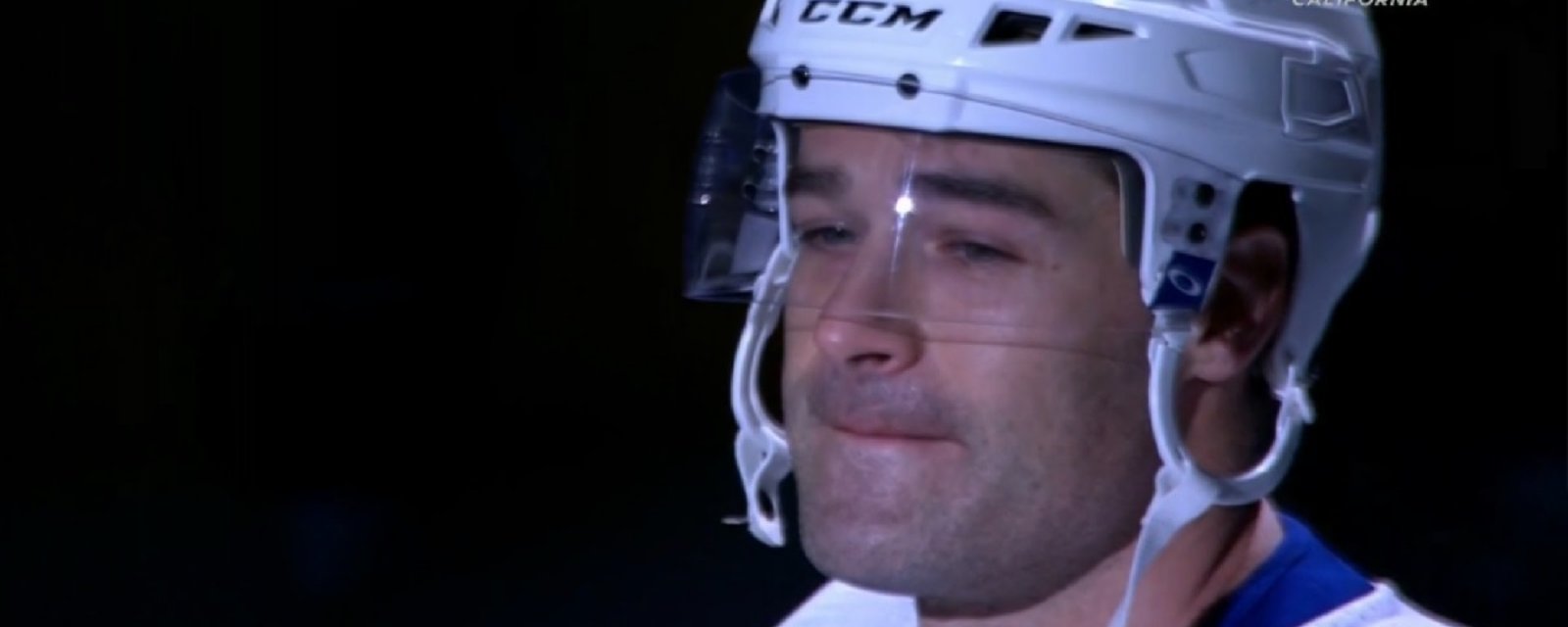 An emotional Patrick Marleau returns to San Jose &amp; receives unbelievable ovation.