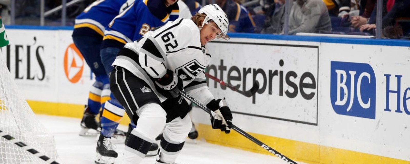 Report: Veteran forward injured just 5 games after being traded.