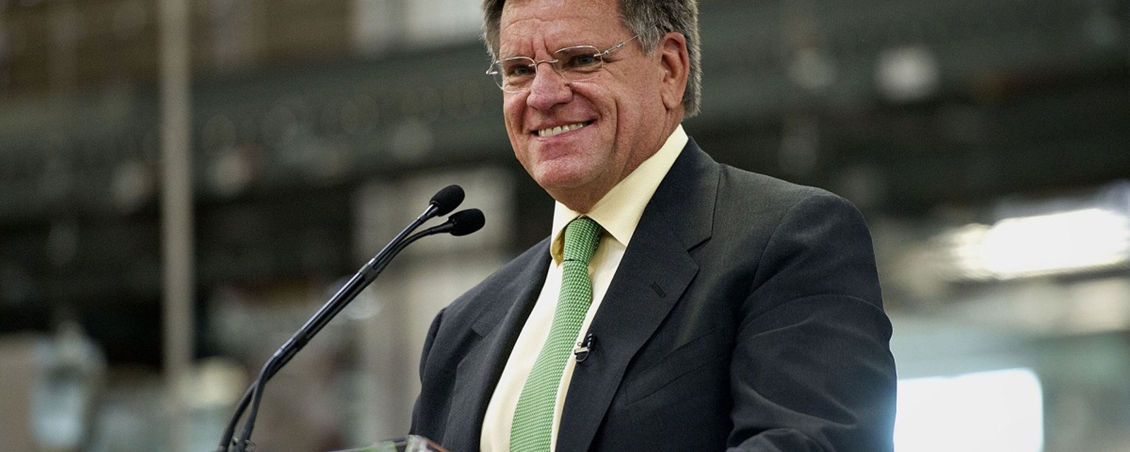 Blackhawks owner Rocky Wirtz releases strong statement regarding his employees.