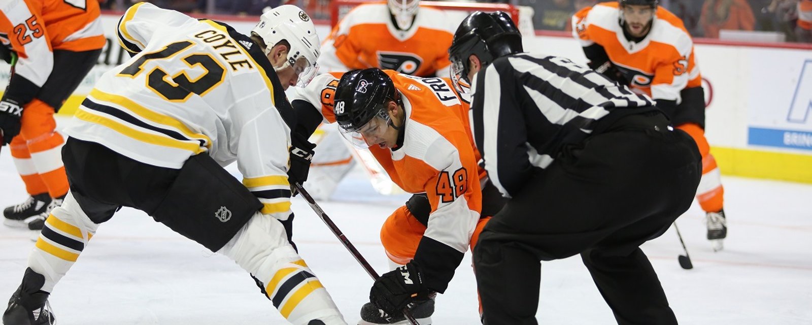 Flyers make a big lineup change just minutes before puck drop.