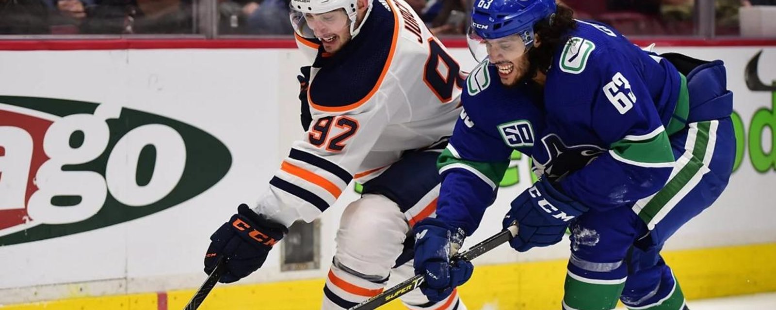 Golden Knights announce 3 signings at once!