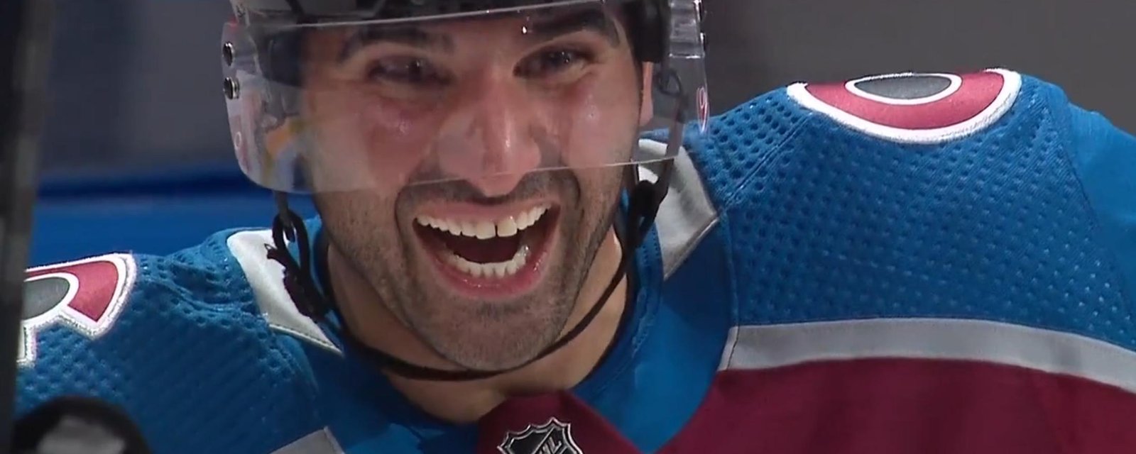 Nazem Kadri scores a buzzer beater with 0 seconds on the clock!