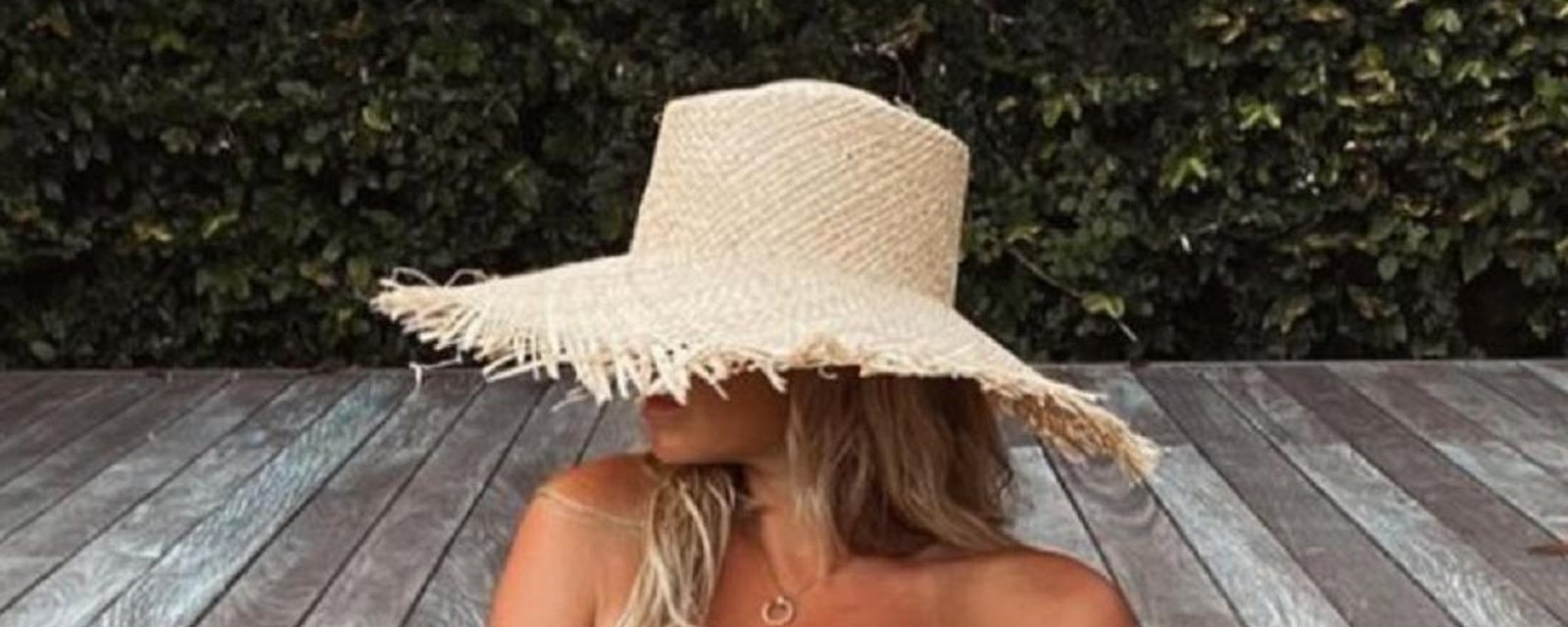 The truth behind Paulina Gretzky’s nude picture revealed!