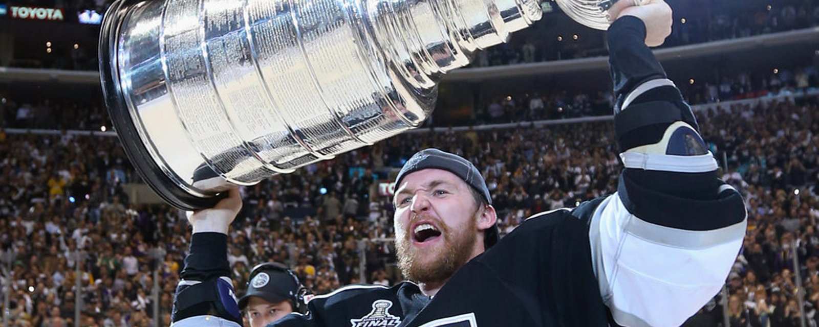 Trevor Lewis signs a professional tryout (PTO) contract