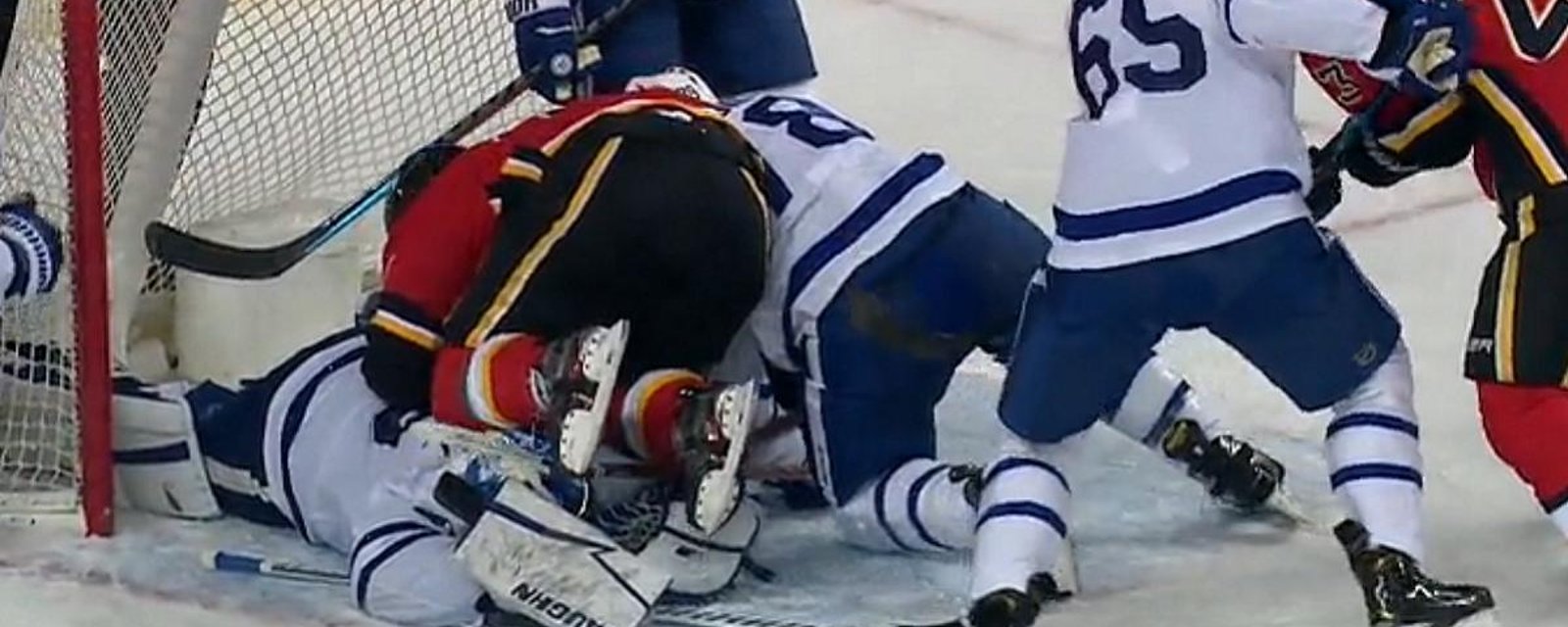 Jack Campbell shaken up after Matthew Tkachuk falls on him.