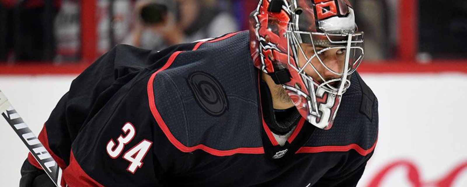 Maple Leafs goaltender Petr Mrazek unveils new mask 