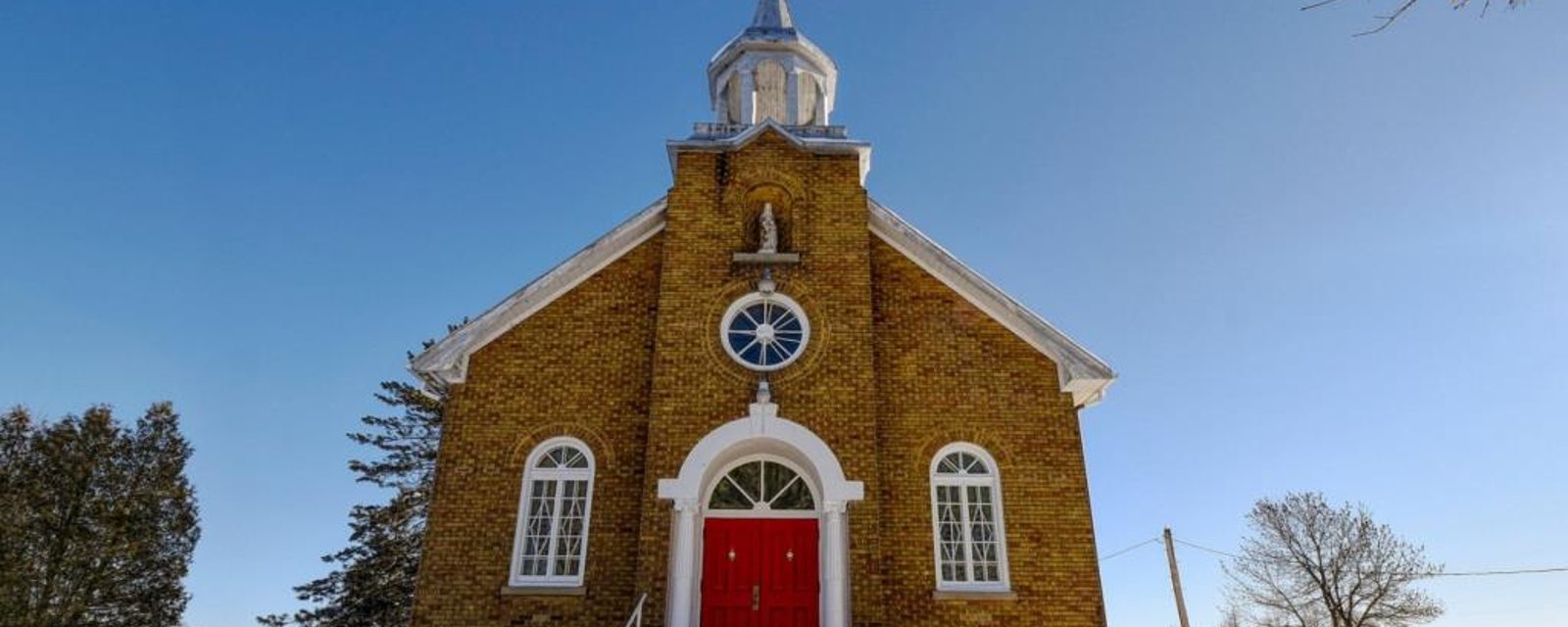 Habitez dans une ancienne église à vendre pour 324 000 $