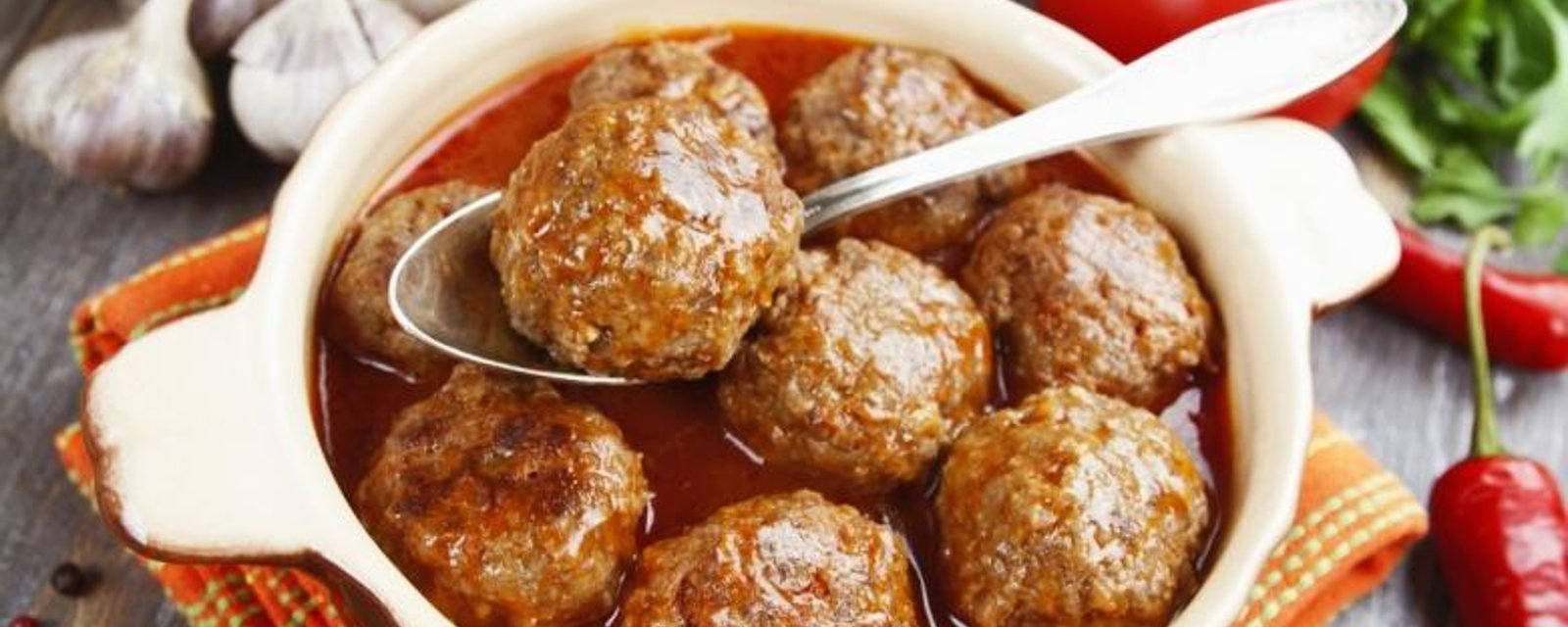 Boulettes de viande à la mijoteuse, sauce Buffalo et miel, un vrai régal