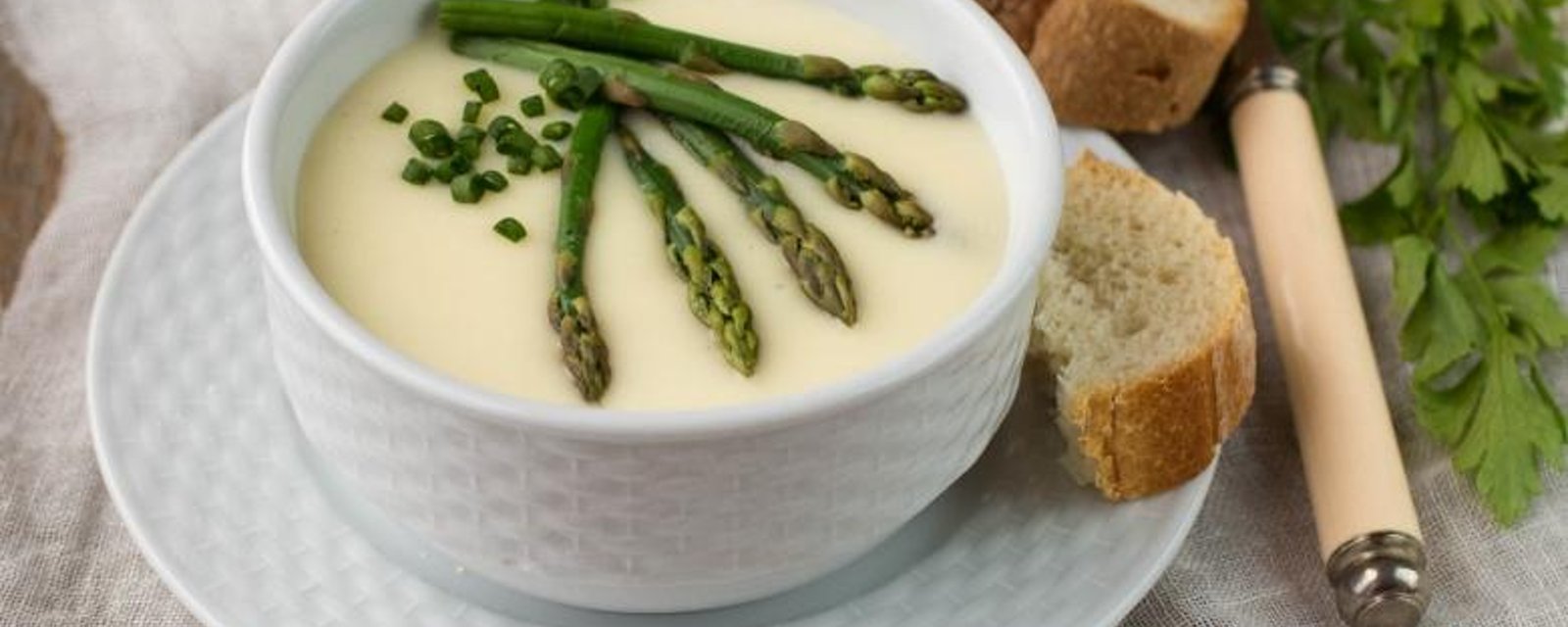  La crème d'asperge sans crème ! Elle est délicieuse.