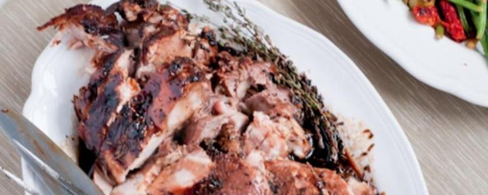 À la mijoteuse: Le rôti de porc aux herbes et vinaigre balsamique!