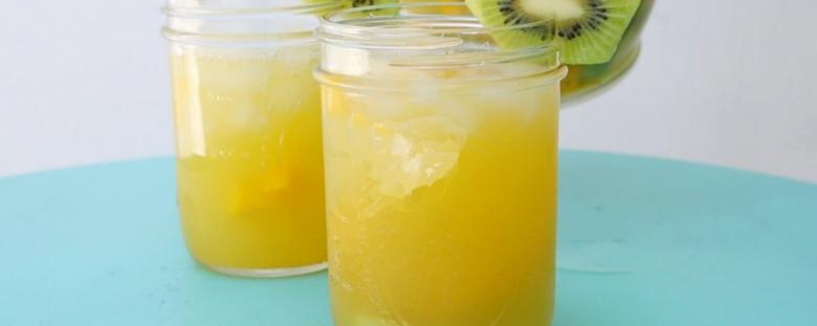 Mangue, kiwi et ananas...Une Sangria pas comme les autres!