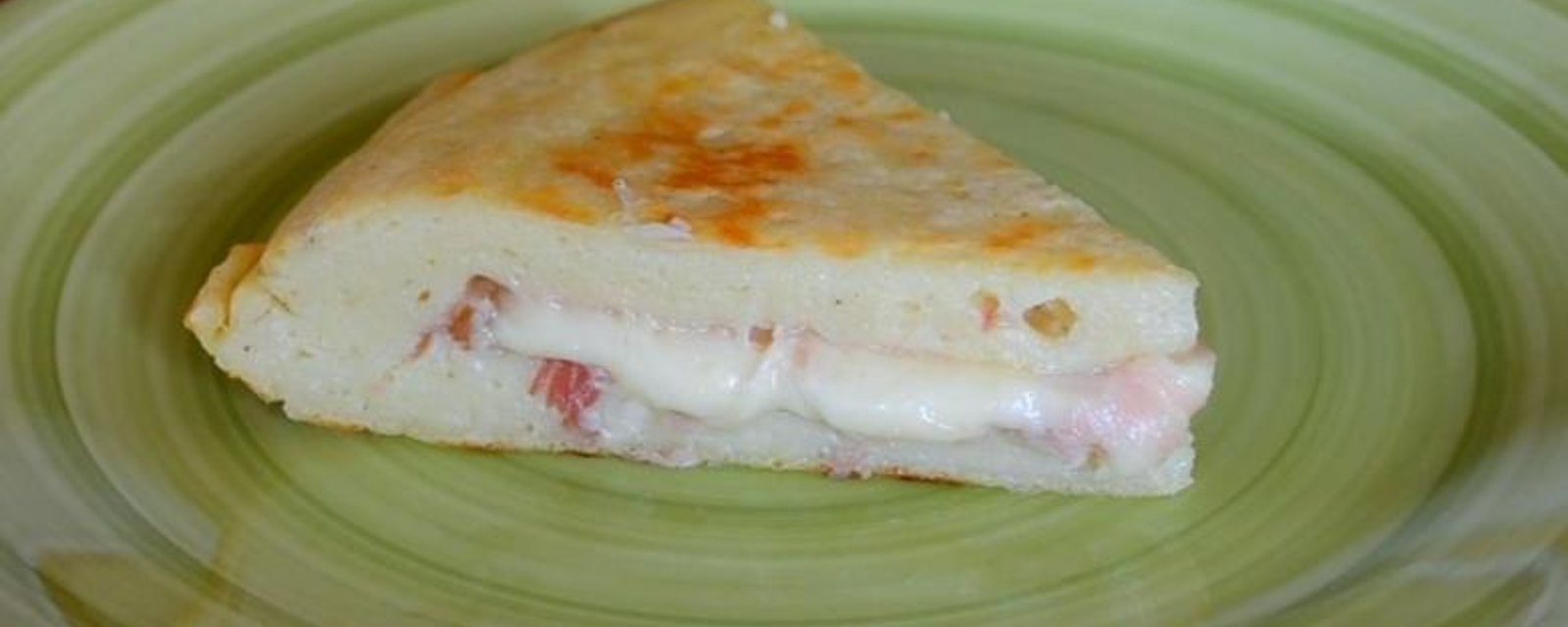 Cuisinez la à l'italienne! Voici une omelette de pomme de terre
