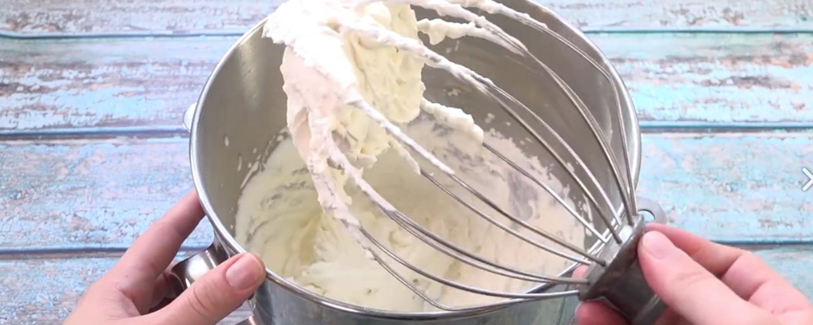 Laissez de côté la Cool whip et apprenez à stabiliser votre crème fouettée maison