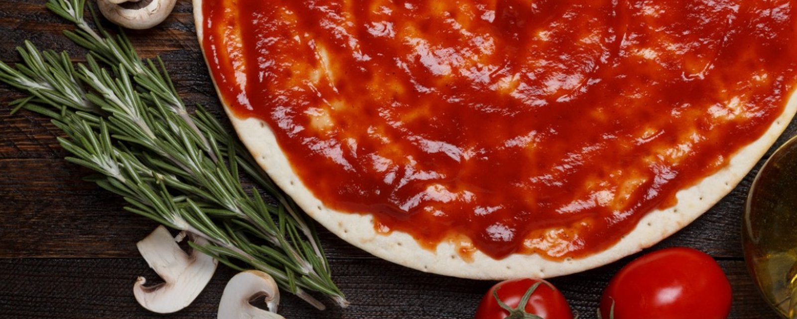 Cette sauce à pizza maison vous fera littéralement oublier toutes les autres