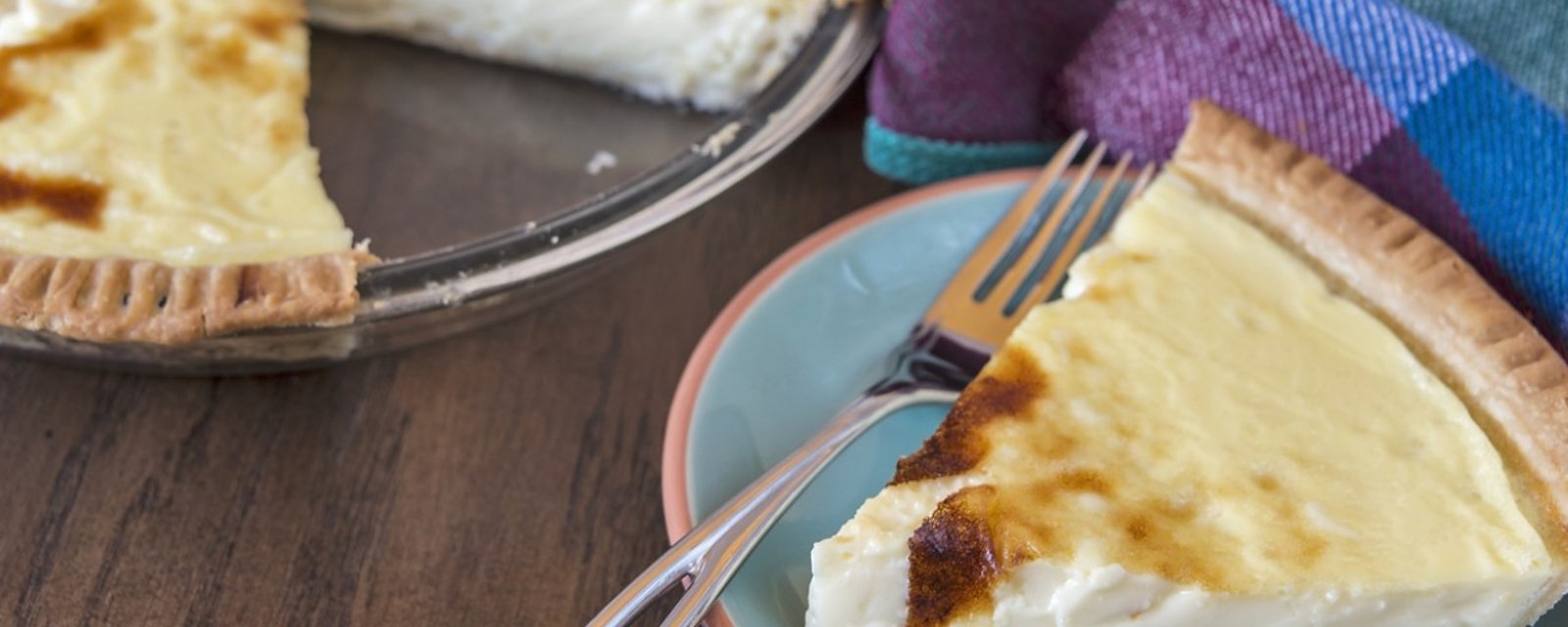 Tarte au sucre et à la crème parfumée à la vanille