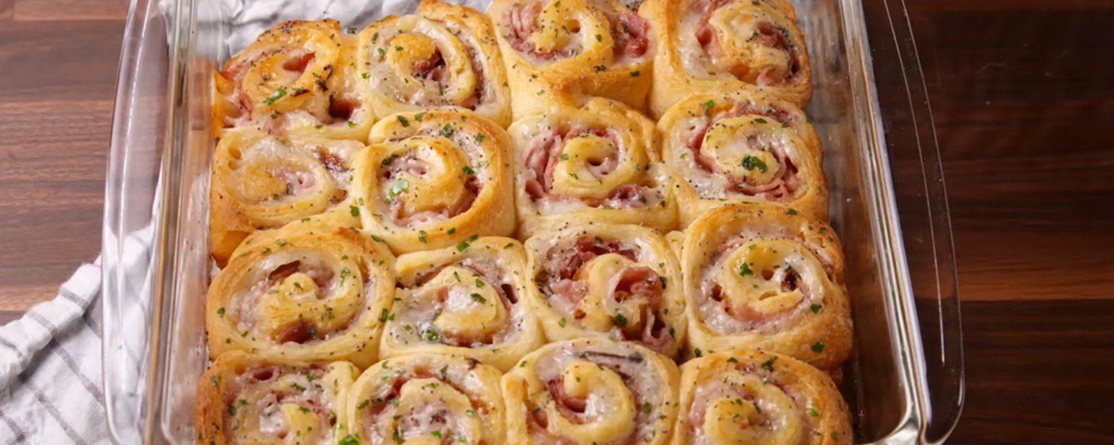 Ces rouleaux jambon et fromage suisse sont tout divinement bons!