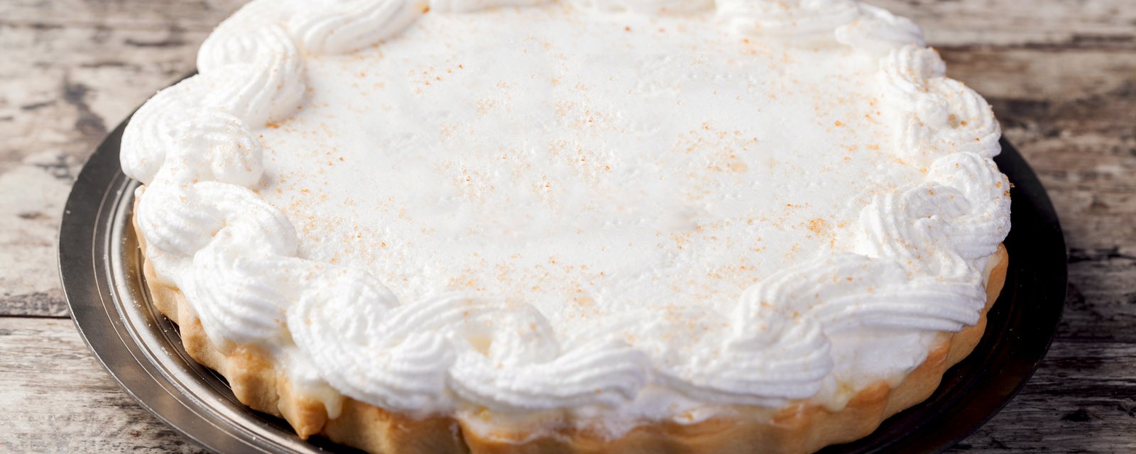 Un classique adoré de tous : la TARTE à la crème!